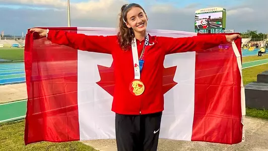 Jennessa Wolfe with her U20 PanAm Games gold medal