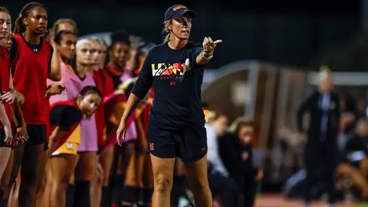 Nemzer Gives Instructions to Team Against VCU