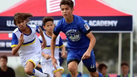 Luke van Heukelum as a youth soccer player