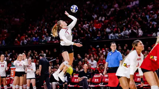Pin HItter Samantha Schnitta (1)
Maryland Volleyball vs. Nebraska in the Xfinity Center Arena in College Park, MD on Saturday, November 30, 2024.
Dylan Davies/Maryland Athletics