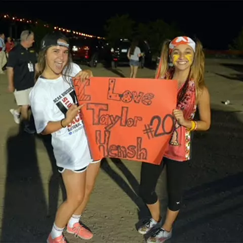 Taylor and Victoria Hensh