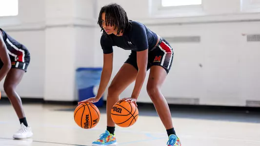 Emma Chardon dribbles at practice
