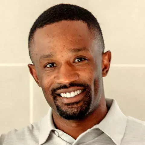 Domonique Foxworth