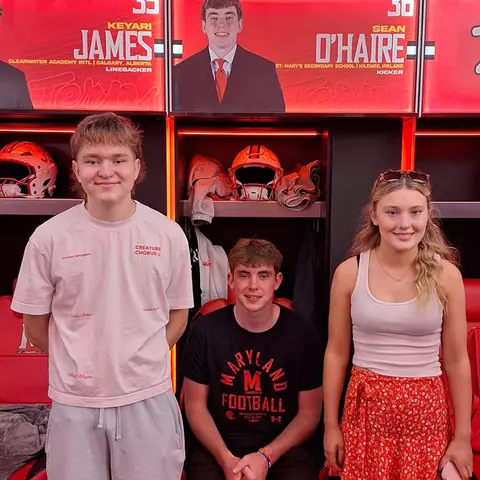 Sean O'Haire with his siblings
