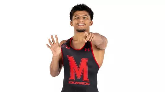 Dario Lemus posed