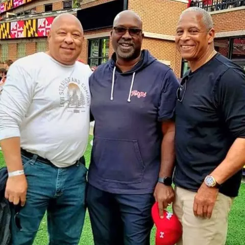 Kevin Glover with Terrapin teammates