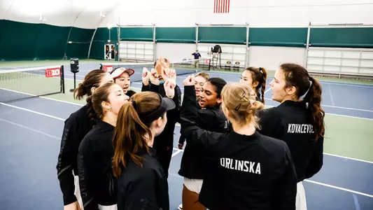 Terrapins Team Huddle