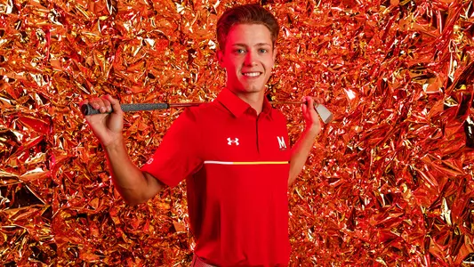 Florian Huerlimann gold background