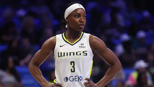 Kaila Charles with the Dallas Wings (Getty)