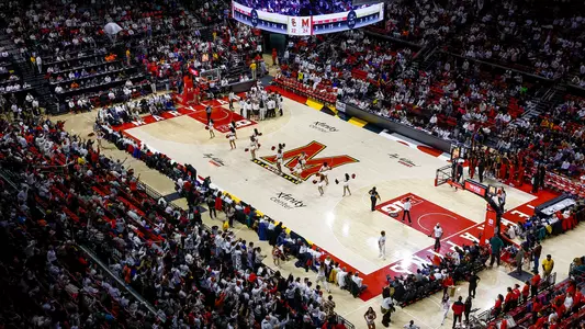 Fans XFINITY Center WBB