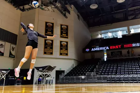 Setter Nikki Tawil (22)
Maryland Terrapins Volleyball vs UMBC Retrievers at Chesapeake Employers Insurance Arena in Catonsville, MD on Sunday, Sep. 7, 2025.
Grayson Belanger/Maryland Terrapins