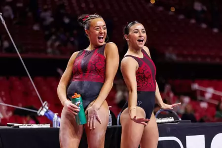 Chelsey Dennis, Katrina Mendez-Abolnik
Maryland Terrapins Women's Gymnastics vs Washington Huskies at Xfinity Center in College Park, MD on Saturday, Jan. 17, 2026.
Rose Fernandes/Maryland Terrapins