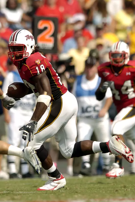Vernon Davis Action Shots