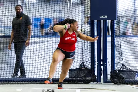 Ella O'Neall competes at the navy select meet