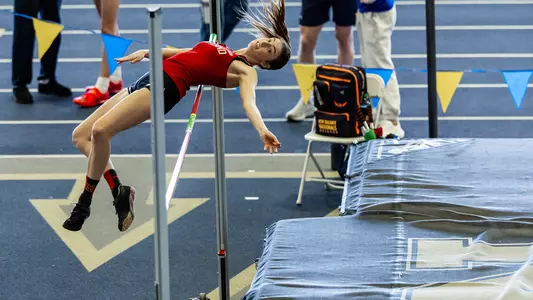 Jennessa Wolfe Competes at Navy Select