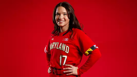 Jaylee Williams Red background posed photo