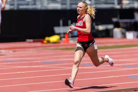Rebecca Burgee competes at the UCF Black and Gold Challenge
