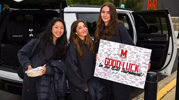 Women's Tennis Sendoff