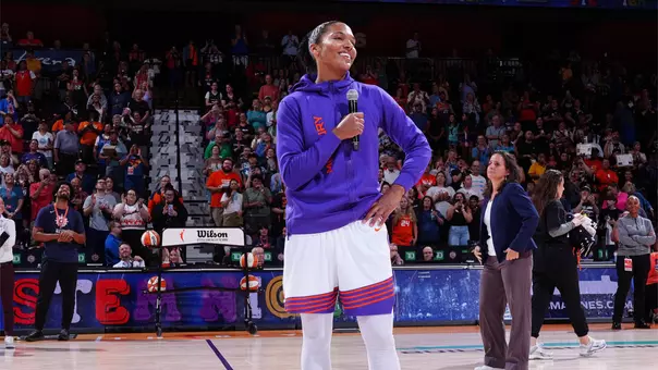 Alyssa Thomas speaks to the crowd after her jersey is honored by the Connecticut Sun