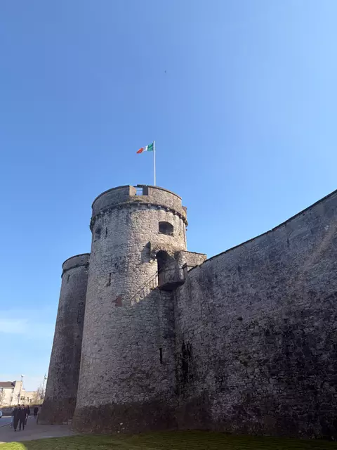 Maryland football Ireland photos