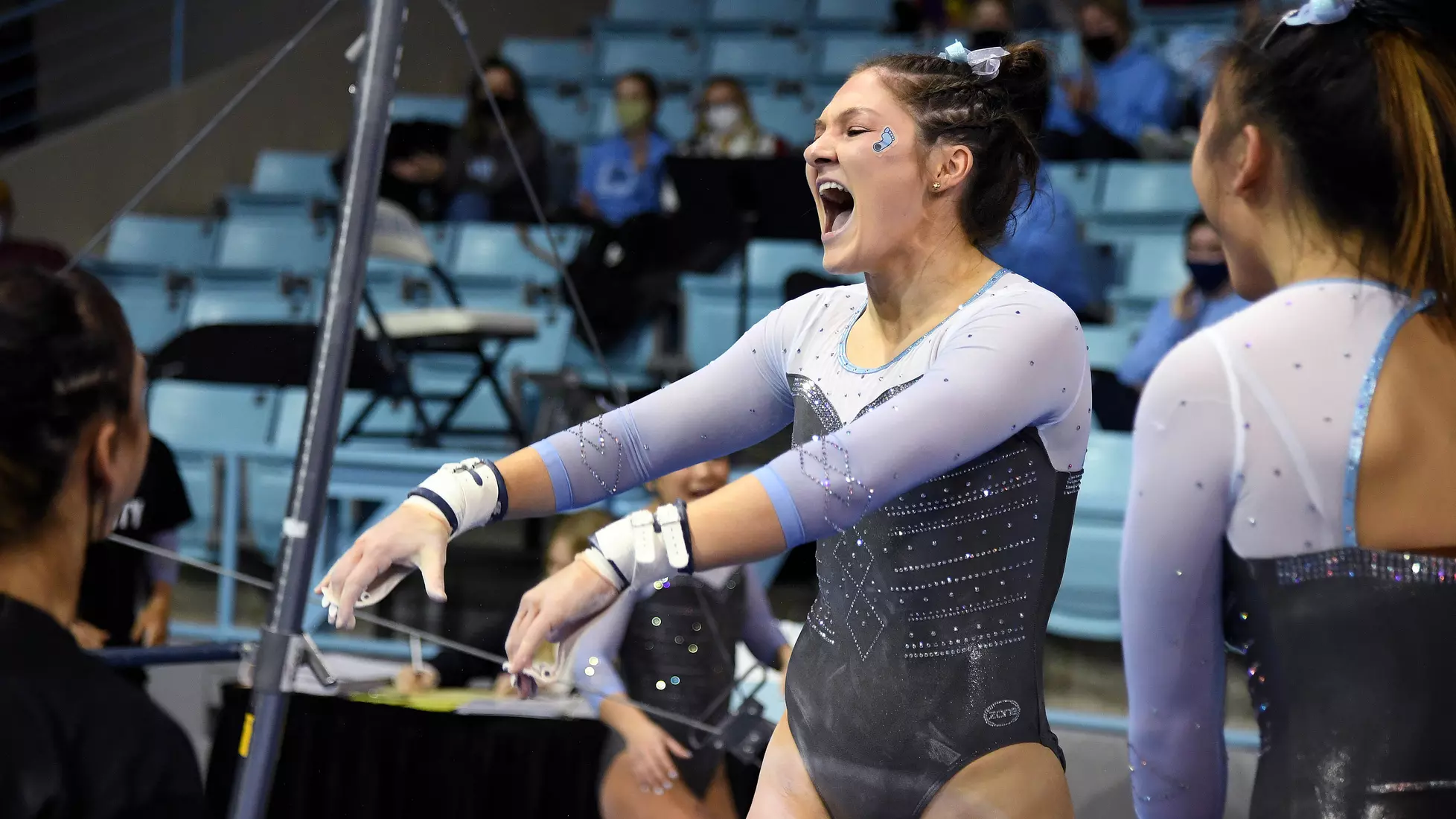 Julia Knower
uneven bars