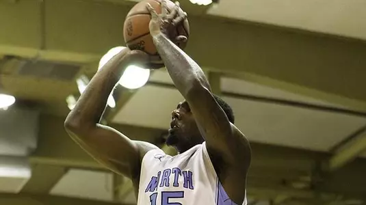 Butler Holds Off Tar Heels 82-71