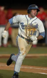 Homers Pace No. 1 Tar Heels Past Penn State, 8-4