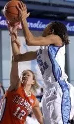 No. 5 Tar Heels Coast To ACC Opener Victory Over Clemson, 102-61