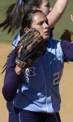 Softball Survives Early Scare, Tops James Madison, 5-1