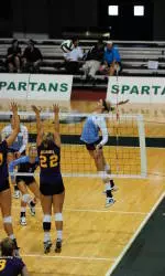 Tar Heels Dominate Tigers