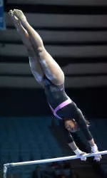 Evans, Johnson Earn EAGL Honors