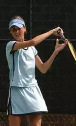 Women's Tennis Beats Kentucky 6-1