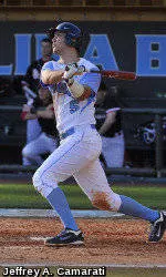 No. 8 Tar Heels Claim Extra-Inning Win, 2-1