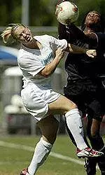 Tar Heel Women's Soccer Team Blanks Oregon