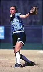 Softball Sweeps Doubleheader from Elon