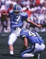 Place-Kicker McGee Injures Knee
