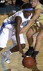 Tar Heels Fall To Yellow Jackets, 81-62