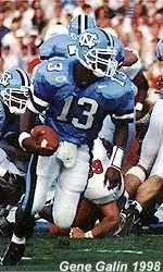 Ronald Curry Leads Tar Heels in Football Scrimmage