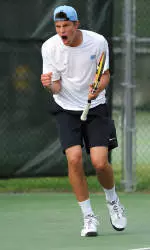 Hernandez Advances to Final 16 at All-American Championships