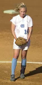 Tar Heel Softball Splits At UNCG