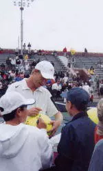 UNC Assistant Coach Phillips Advances To Round of 16 At Open
