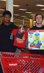 UNC Student-Athletes Help Make The Holidays Brighter