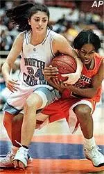 Women's Hoops Falls to No. 13 Clemson