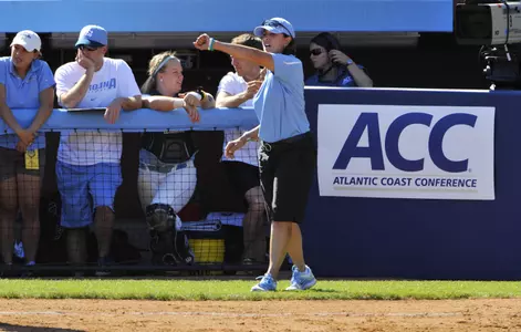 Softball To Hold Clinics Sunday