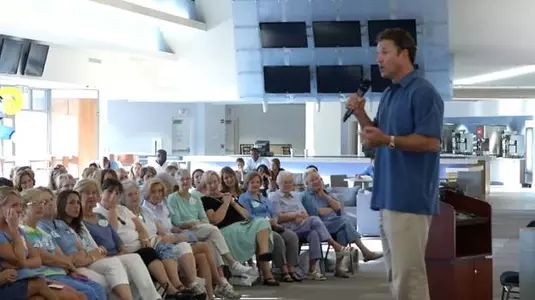 Get An Inside Look At Football's Women's Clinic