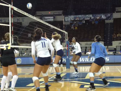 UNC Downs Long Beach State 3-2