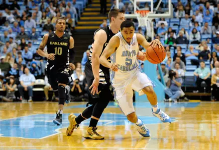 Tar Heels Beat Oakland, 84-61 In Opener
