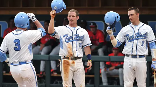 No. 1 Tar Heels Handle Hurricanes, 14-2