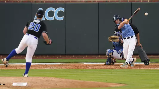 Moss Moves Tar Heels To 38-2