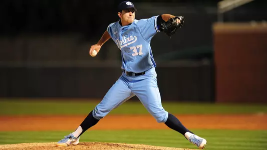 No. 1 Tar Heels Sail Past Seahawks, 10-0